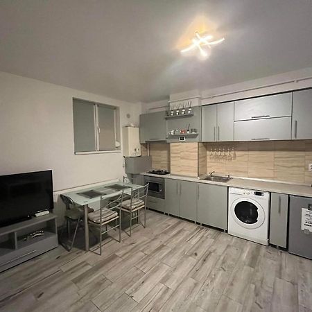 Modern & Elegant Apartament كرايوفا المظهر الخارجي الصورة