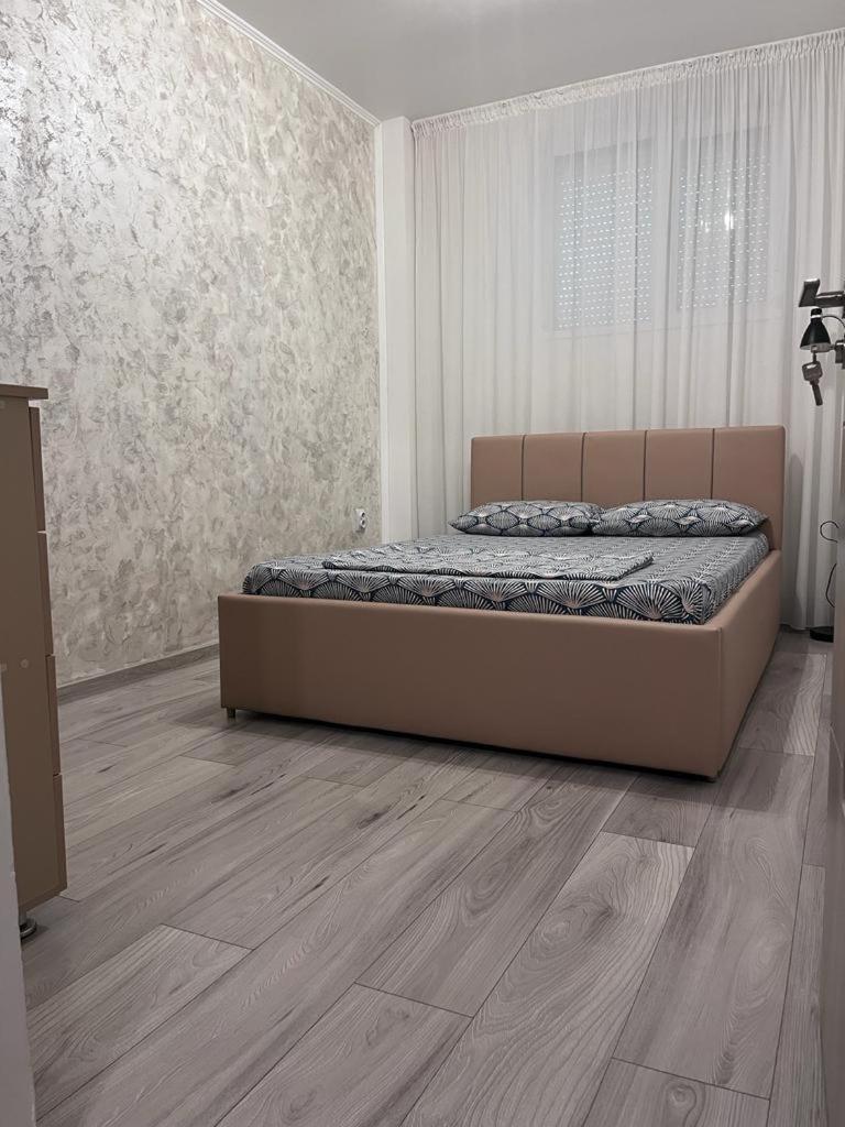 Modern & Elegant Apartament كرايوفا المظهر الخارجي الصورة